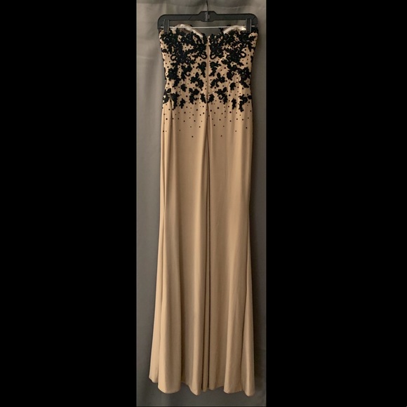 Prom | Formal | La Femme Dress | Maxi - Picture 3 of 4